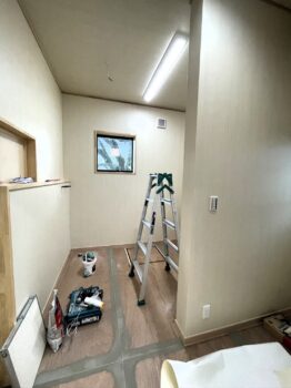 IMG_9641-262x350.jpg